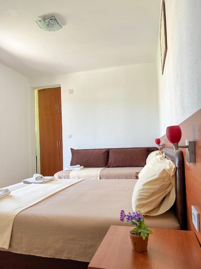 Apartments Fat E Jet - Pool & Breakfast Ulcinj Kültér fotó