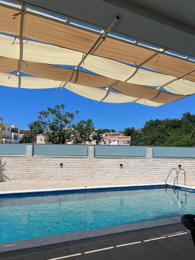 Apartments Fat E Jet - Pool & Breakfast Ulcinj Kültér fotó