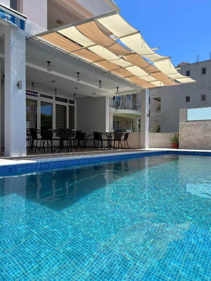 Apartments Fat E Jet - Pool & Breakfast Ulcinj Kültér fotó