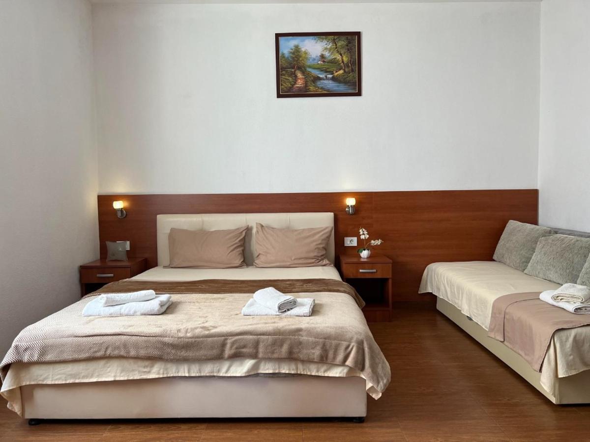Apartments Fat E Jet - Pool & Breakfast Ulcinj Kültér fotó