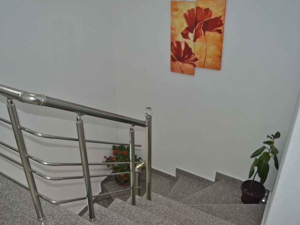 Apartments Fat E Jet - Pool & Breakfast Ulcinj Kültér fotó